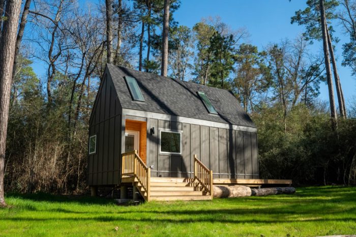 Cozy Retreat Cabins Houston, TX